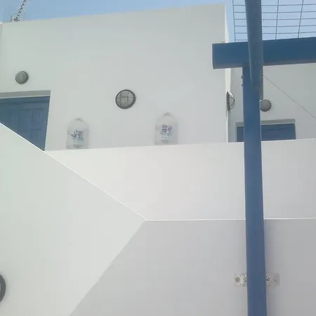 Iliachtida Plaka (Milos)