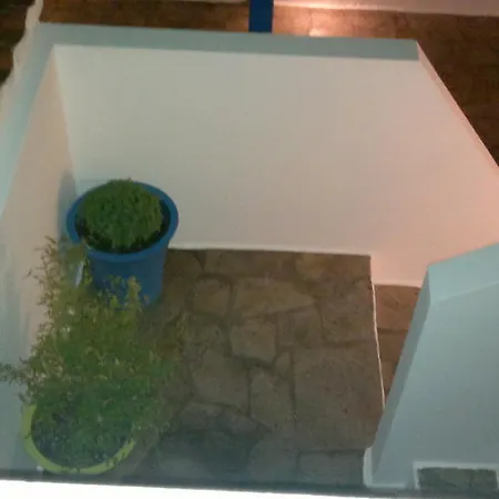 Guest house Iliachtida 2*